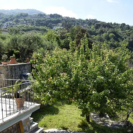 Lägenhet Casa Di Franci La Spezia
